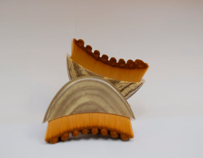 Face brush